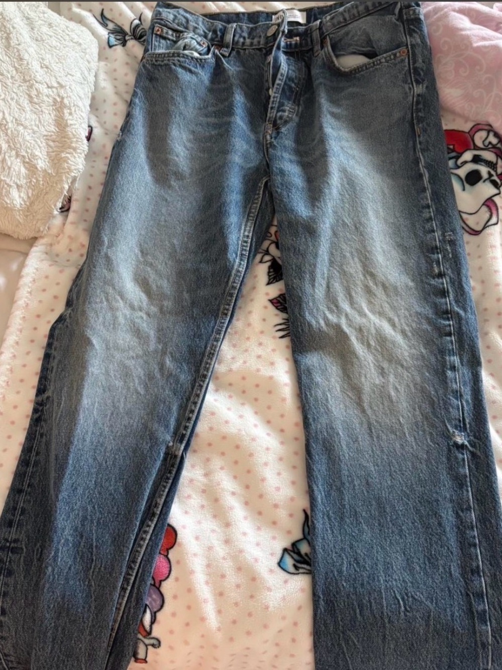 Zara Women Straight Jeans in Medium Blue Wash